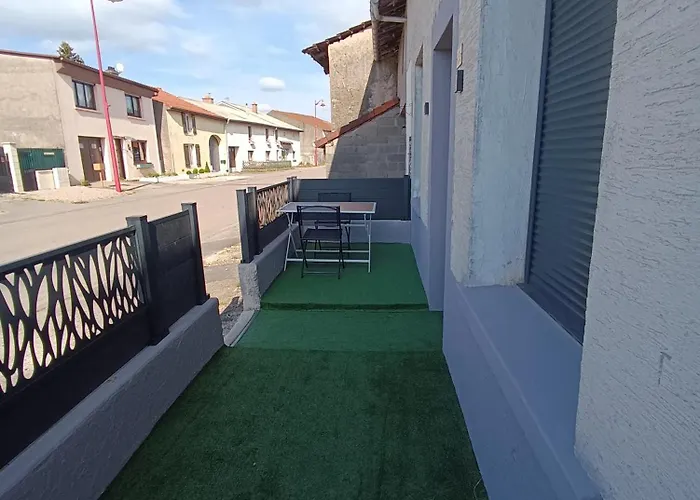 Cosy A Lägenhet Chamagne